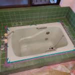 熊本県上益城郡甲佐町、戸建て、在来浴室、鋳物ホーロー浴槽の陶器層劣化・錆修理及び塗装