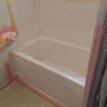 熊本県阿蘇郡小国町、町営住宅、ユニットバス浴室、FRP浴槽の割れ修理及び塗装