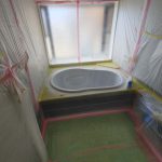 長崎県佐世保市、戸建て住宅、タカラスタンダード製ユニットバス浴室、カラーステンレス浴槽塗装工事